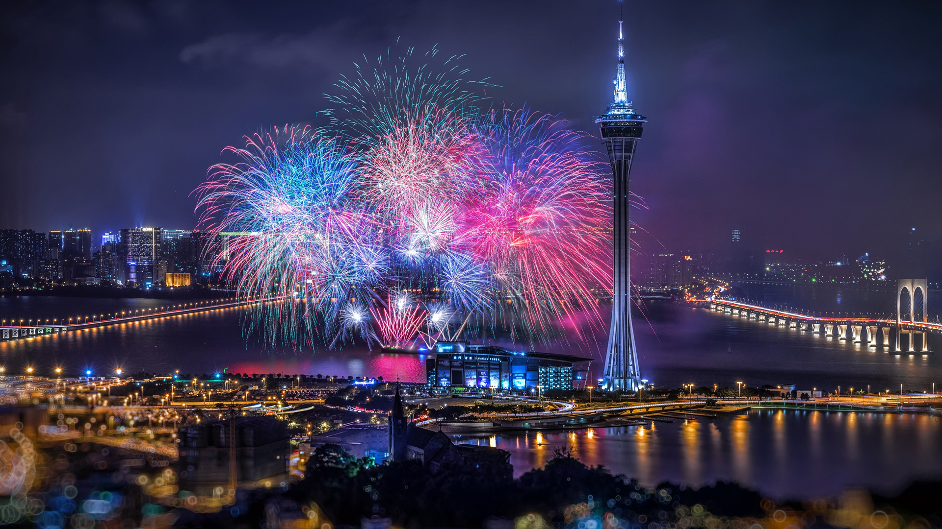 ['2023高清烟花新年壁纸 城市风景夜景']