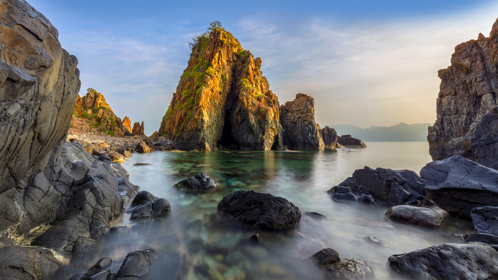 ['越南芽富湾风景4K高清壁纸']