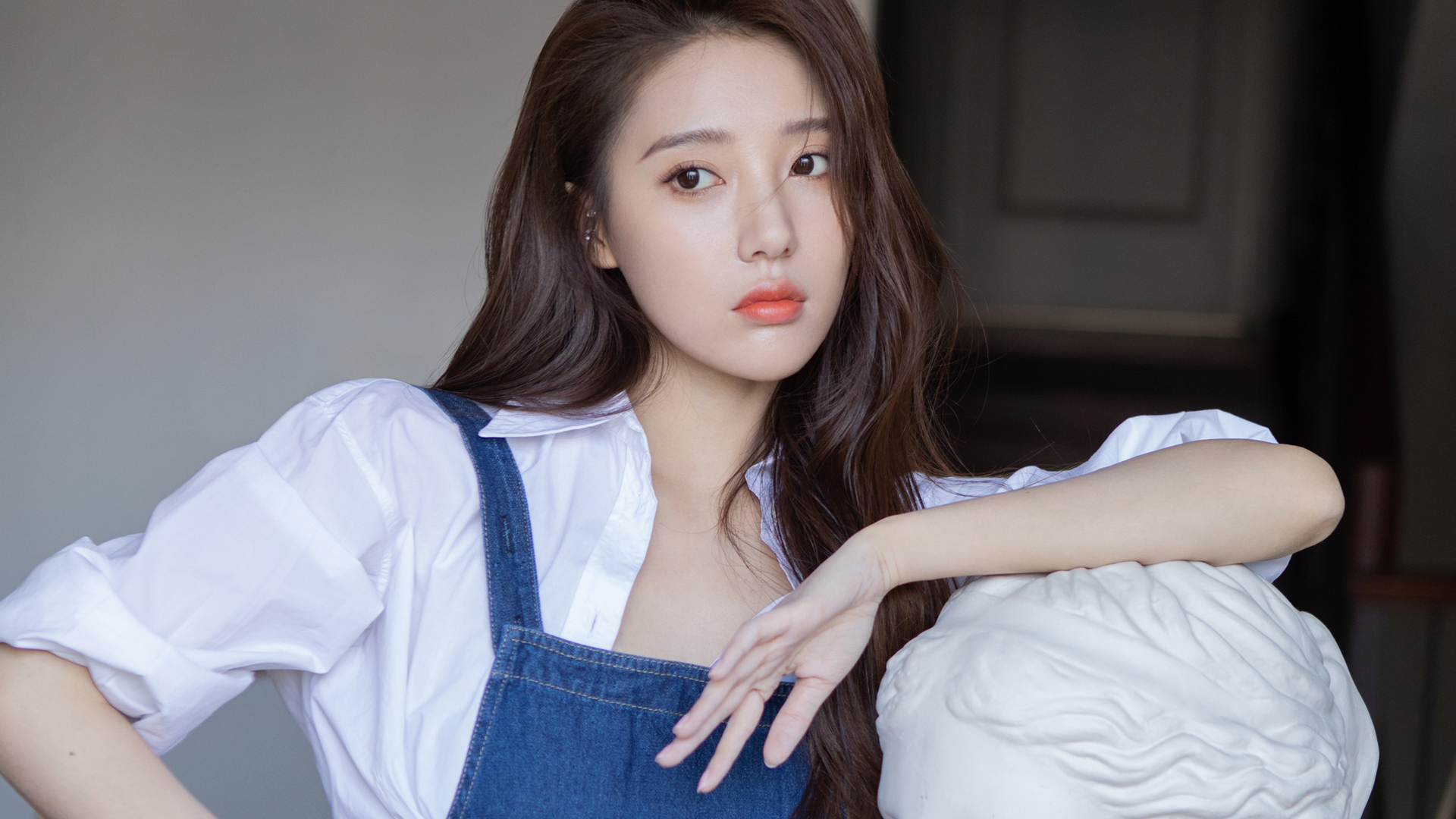 ['安泳畅 清纯 长发 写真 美女 壁纸']