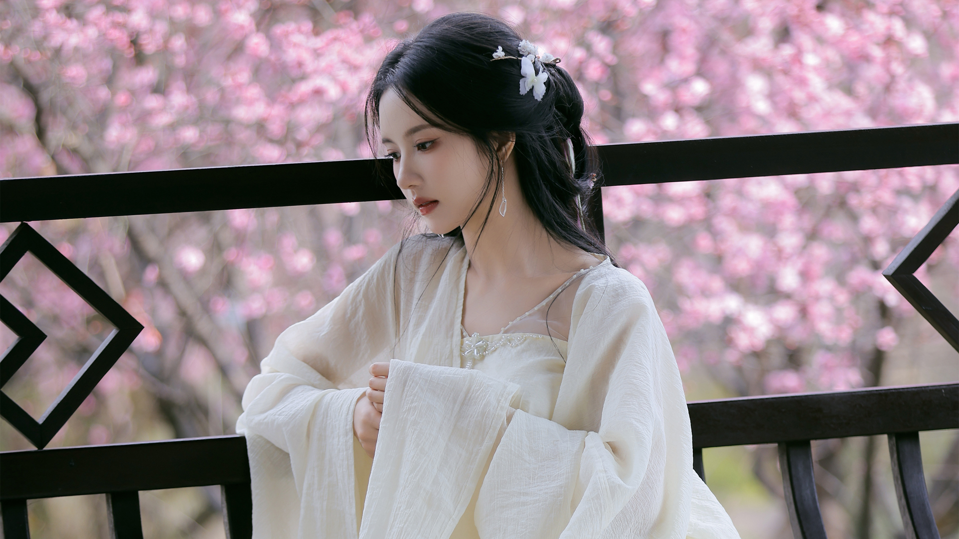 ['古风美女 刘些宁 4K壁纸 高清桌面下载']