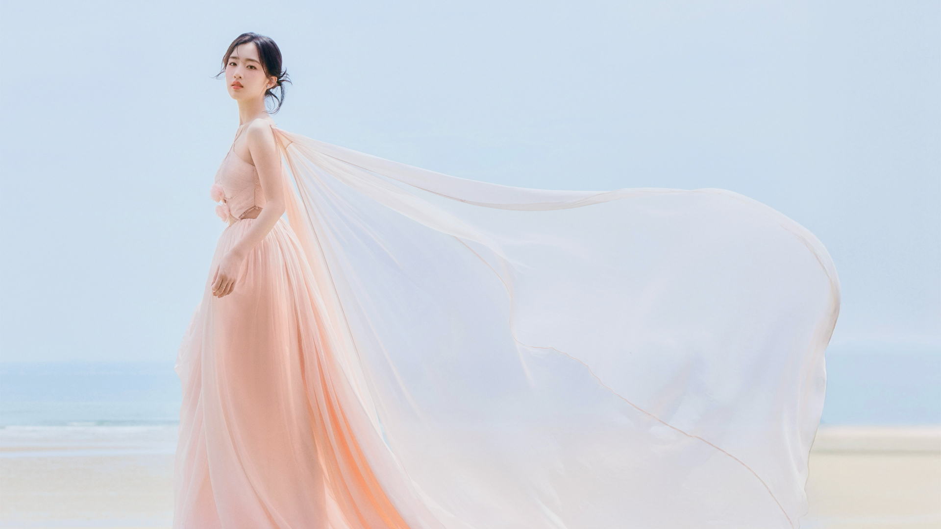 ['邓恩熙 粉色长裙 清新甜美 唯美写真 电脑壁纸']