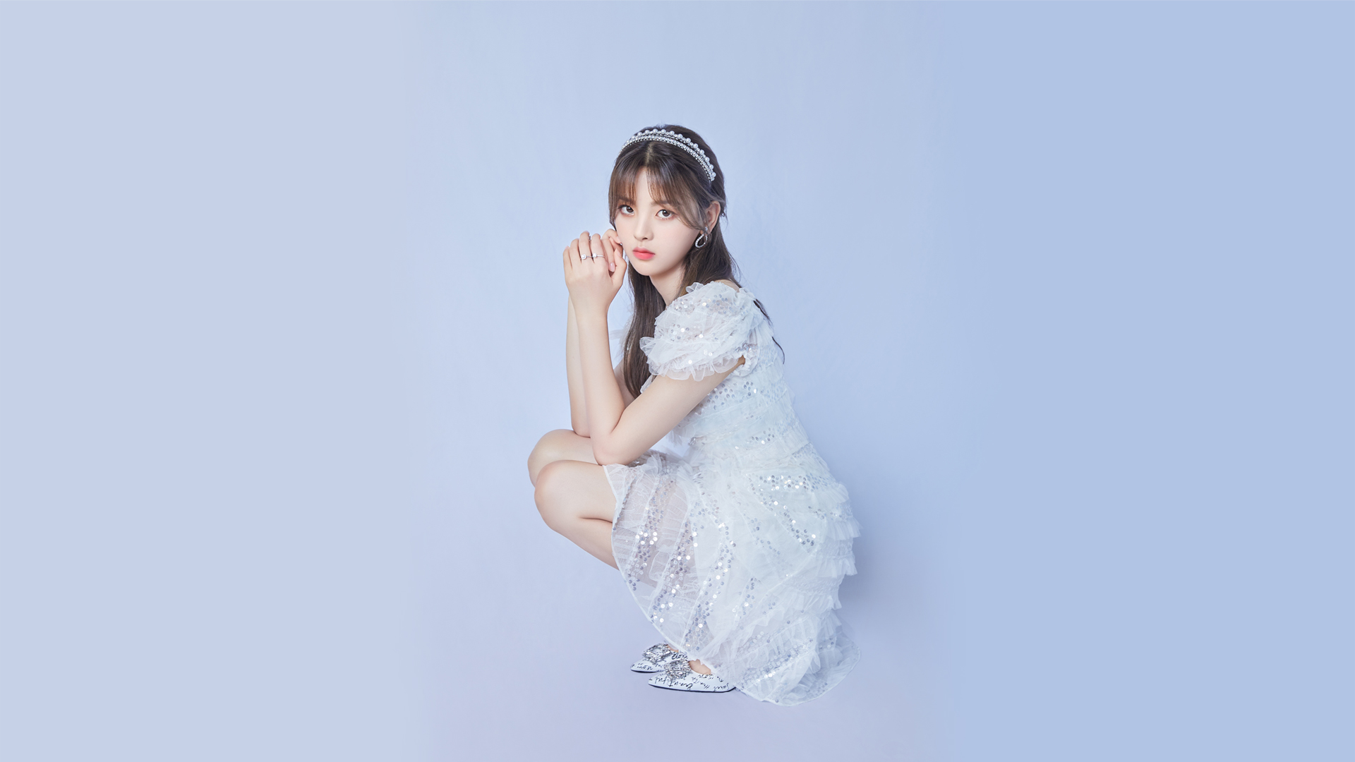 ['杨超越 仙女裙 4K高清壁纸 下载']