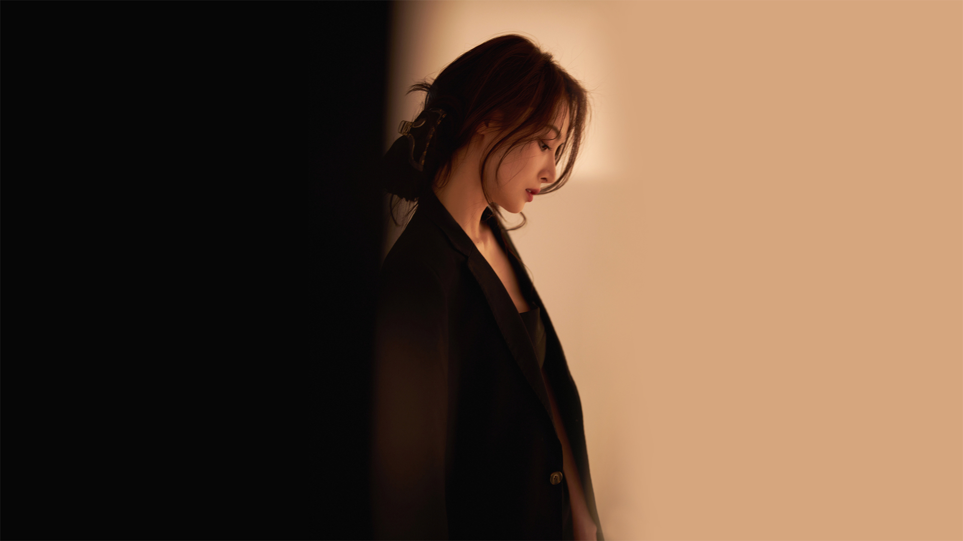 ['隆妮 高清壁纸 性感写真 狂飙高启兰 新剧']