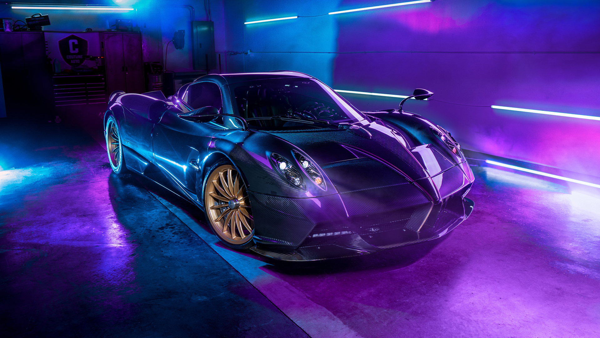 ['帕加尼Huayra Roadster 跑车壁纸 超级跑车 意大利 碳纤维 限量版 V12发动机 敞篷']