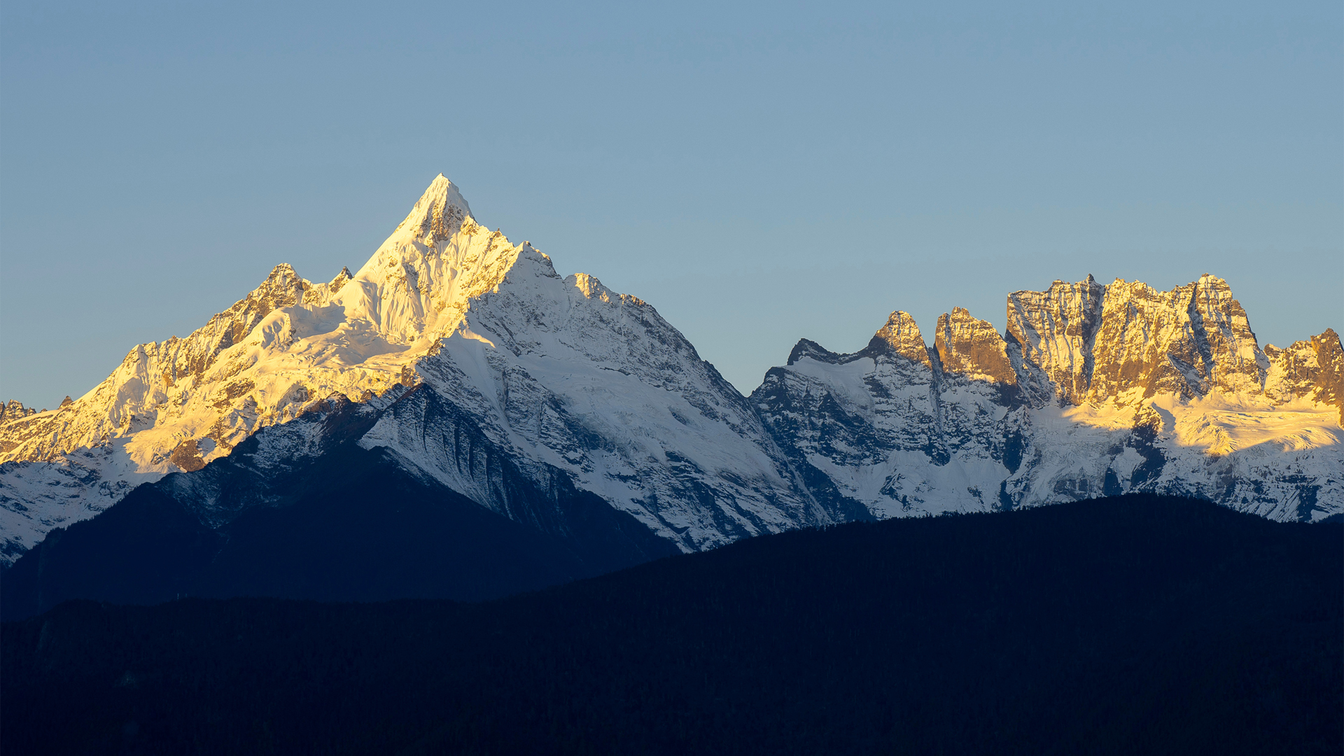 ['日照金山 梅里雪山 高清壁纸 自然风光 手机壁纸 雪山日出 4K风景']