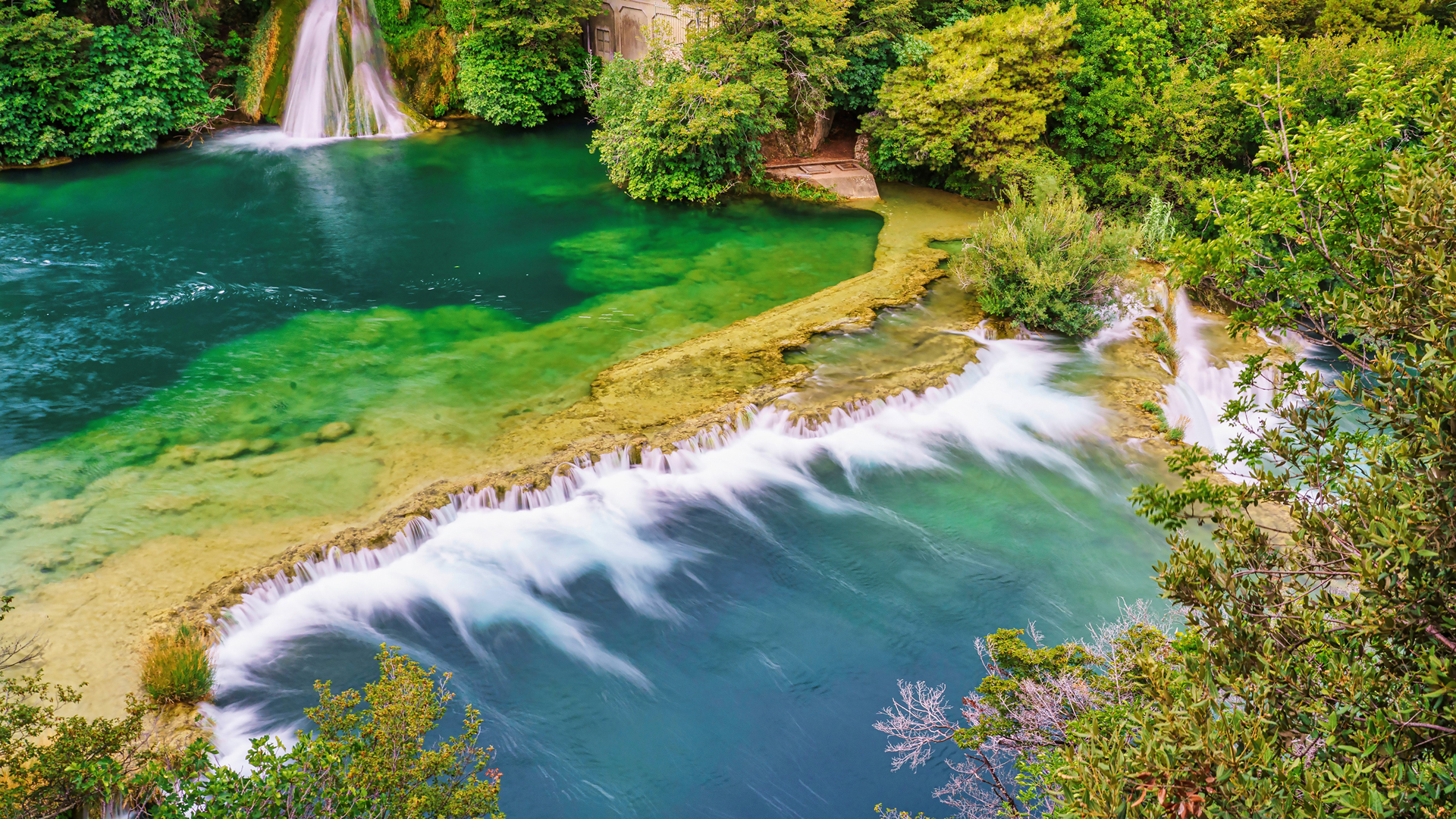 ['自然山水 瀑布流水 高清风景 桌面壁纸']