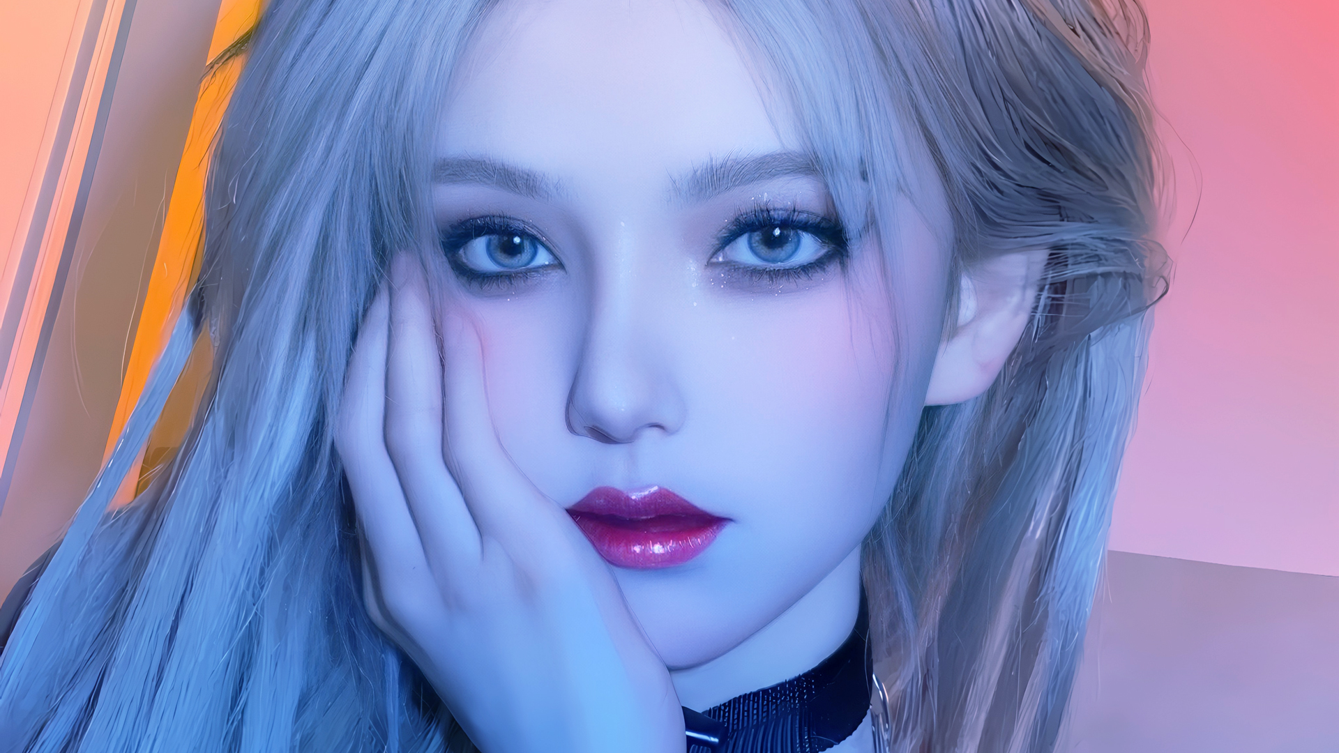 ['阿狸 Cosplay 美女 长发 大眼睛 纤细手指 电脑壁纸']