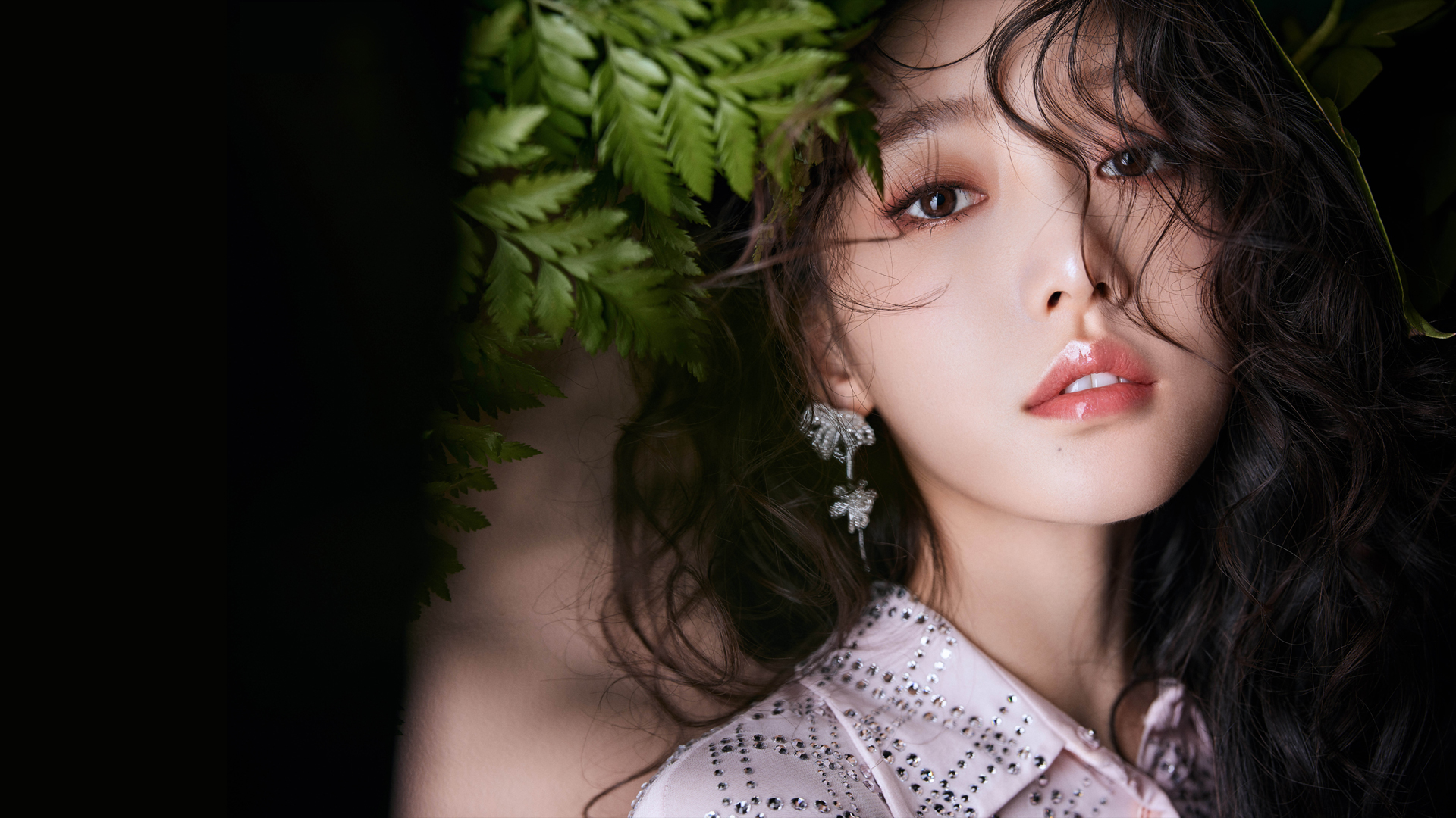 ['姜贞羽 古风法式尤莱特 超清壁纸 高颜值写真']