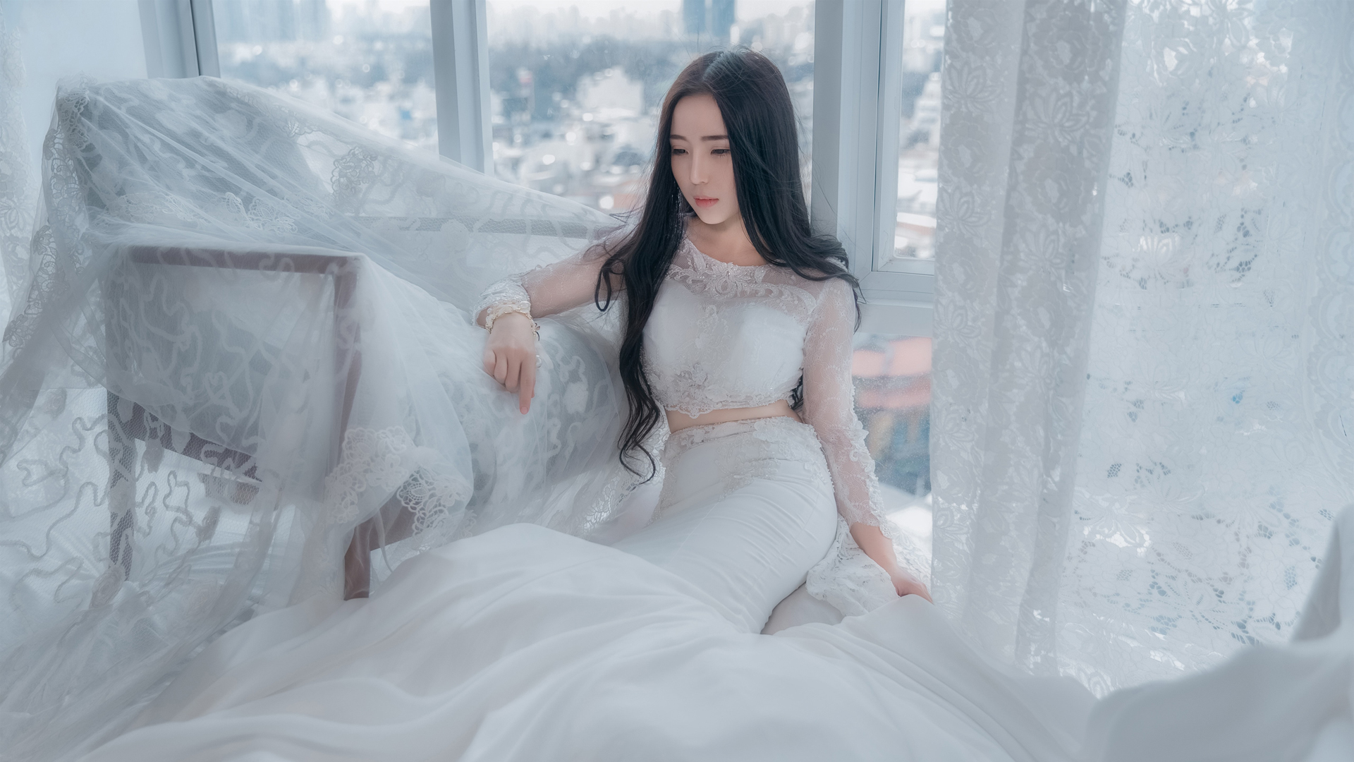 ['新娘 白色婚纱 高清壁纸 礼服写真']