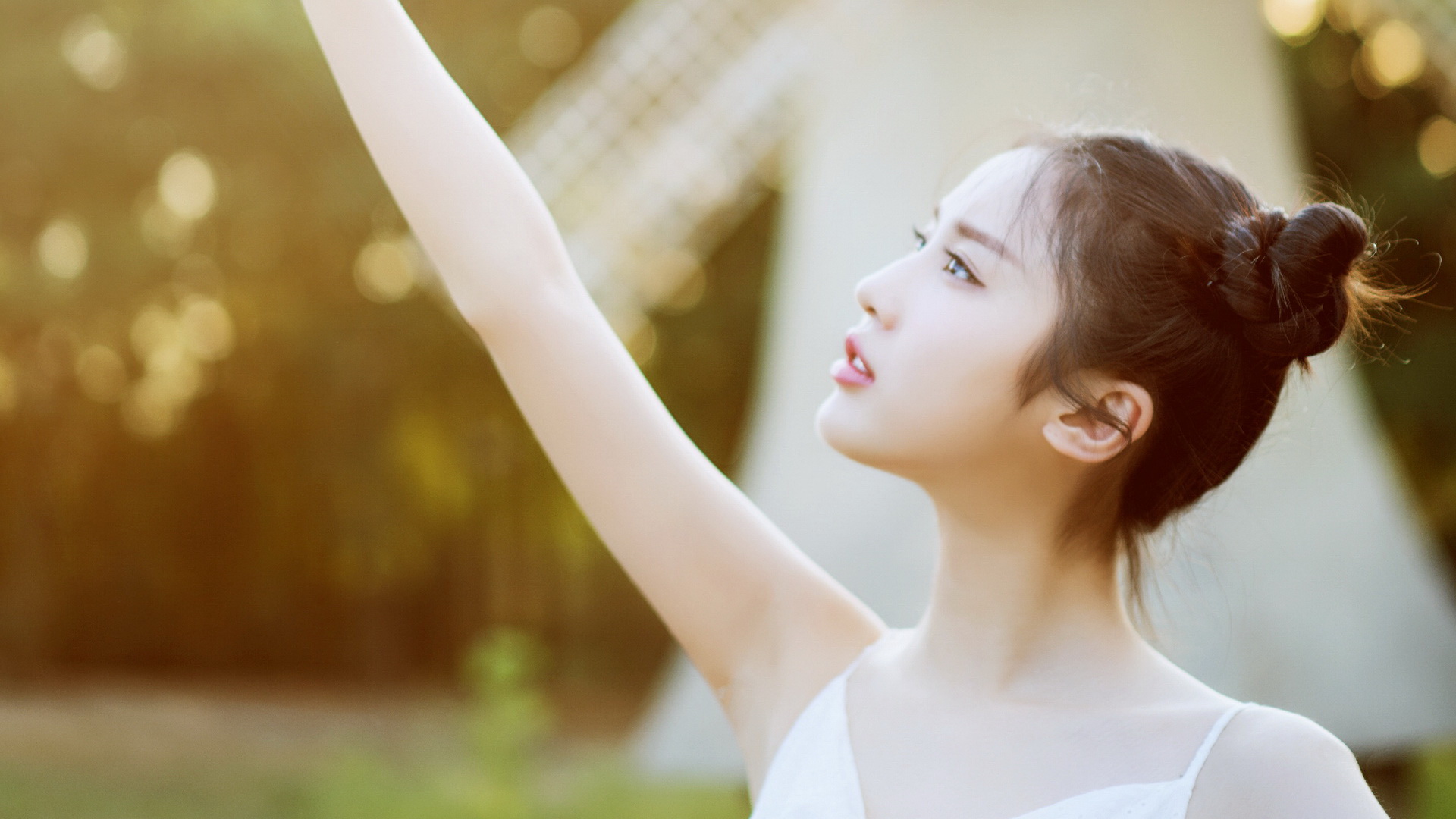 ['张慧雯 高清美女写真 桌面壁纸']