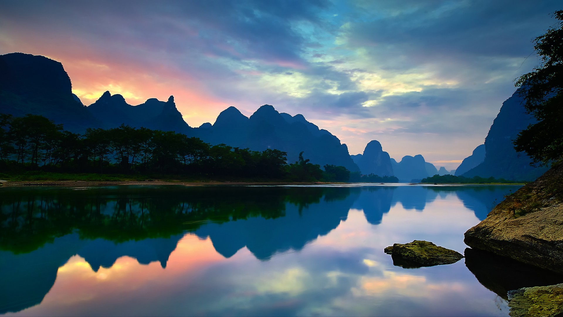 ['广西漓江 云南丽江 山水风景 高清壁纸']