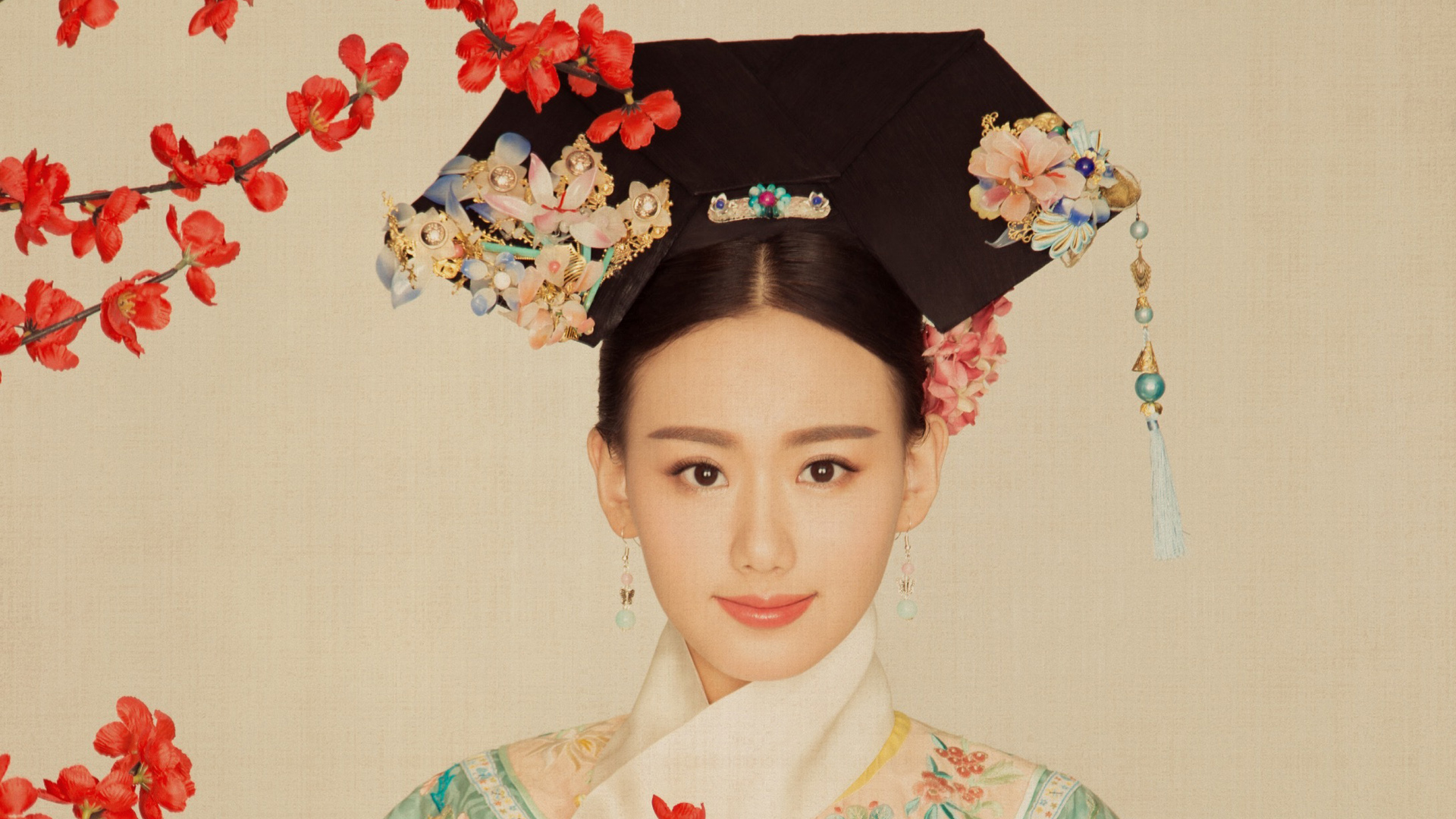 ['李嘉雯 温婉古装 旗装 写真桌面壁纸']