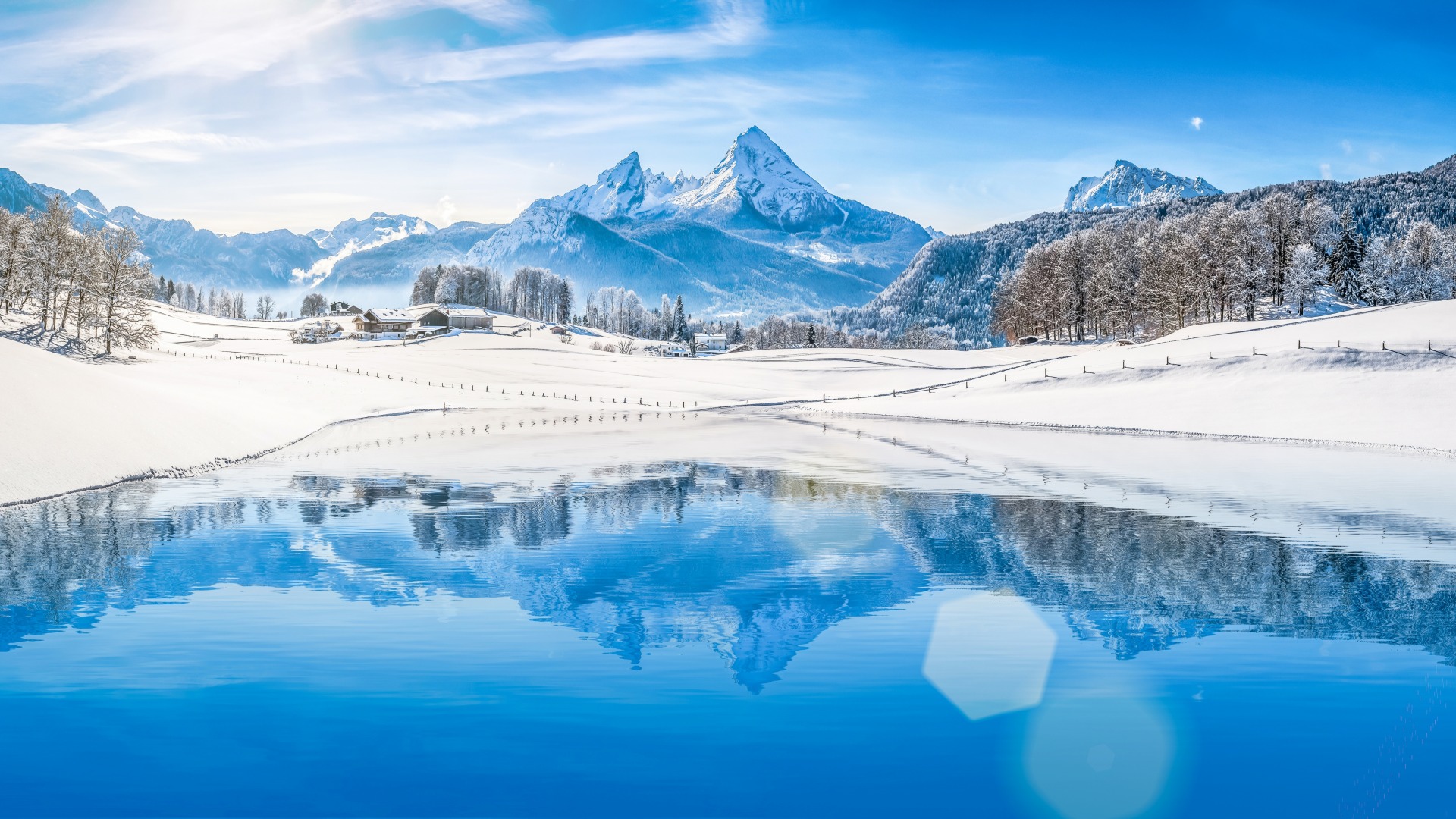 ['冬季雪景 森林 山脉 自然风光 4K高清桌面壁纸']