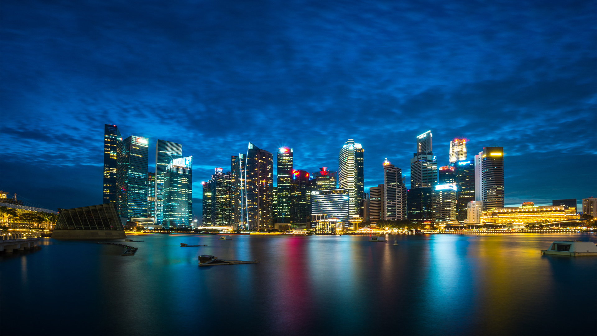 ['新加坡天际线 滨海湾夜景 高清壁纸 金沙酒店景观']