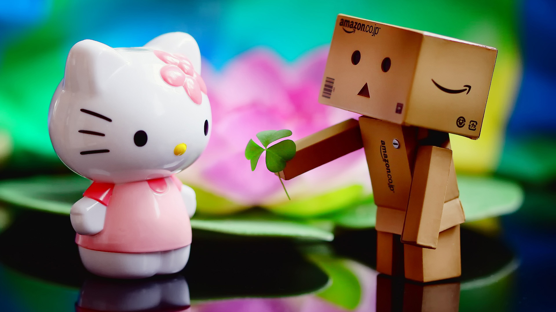 ['Hello Kitty 可爱 桌面壁纸 4K 高清 动漫壁纸 手机壁纸']