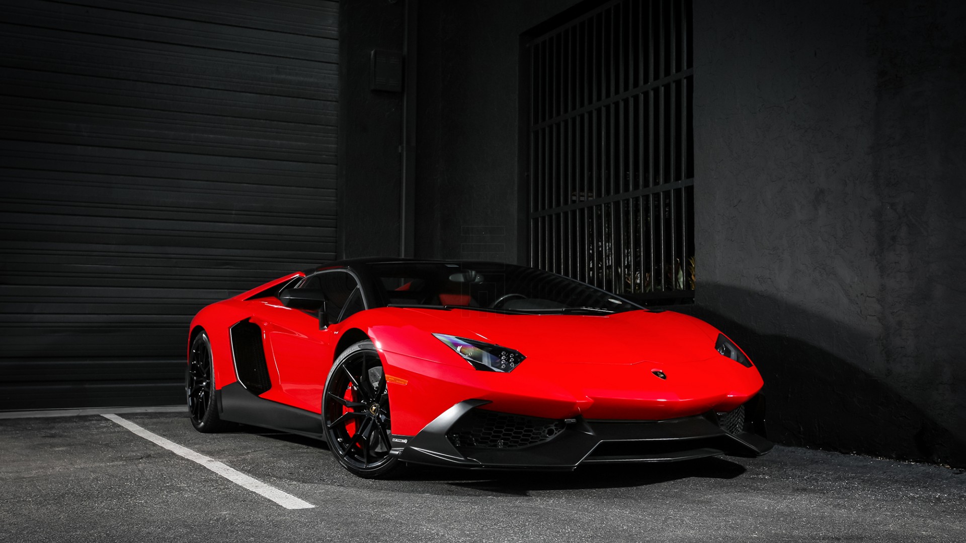 ['兰博基尼 Aventador LP720-4 红色 汽车壁纸 跑车高清图片']