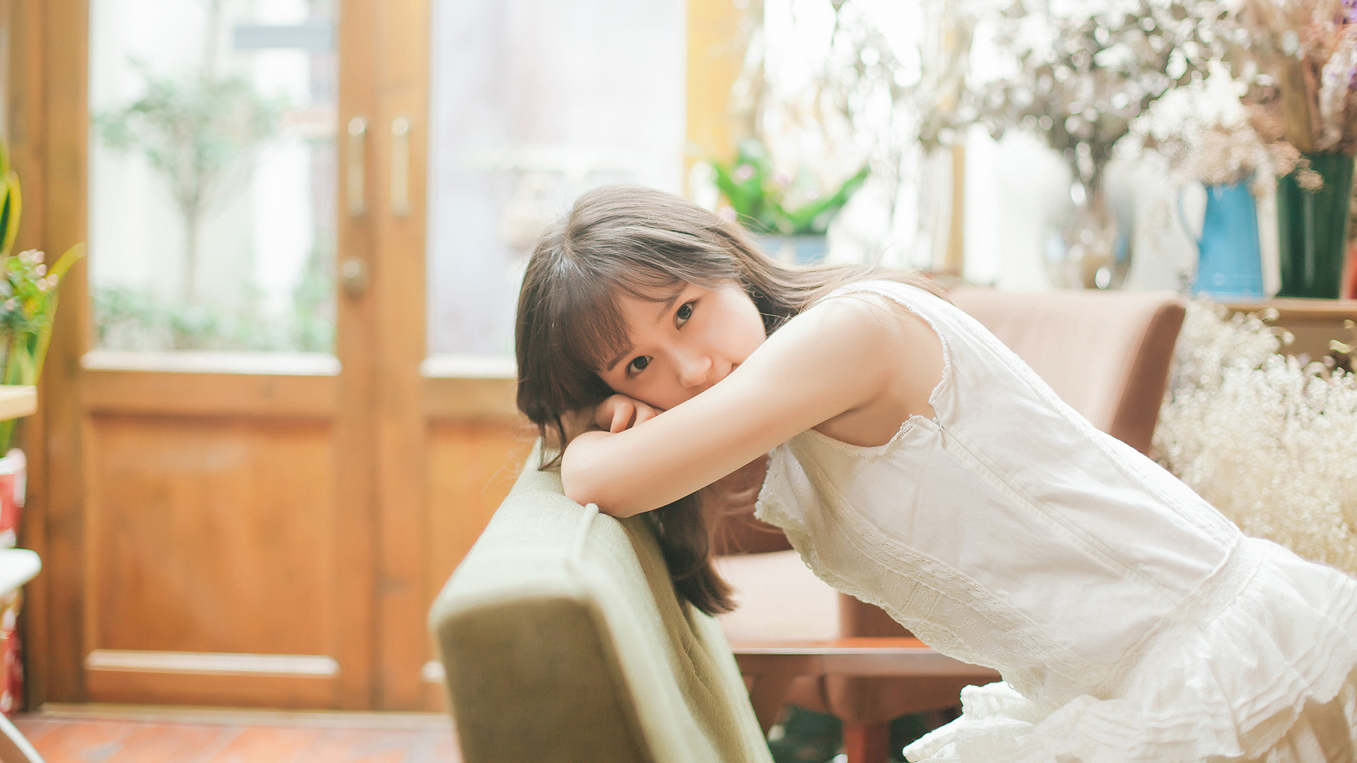 ['唯美 森系 清新人物 自然场景 森林女孩 美女桌面壁纸']