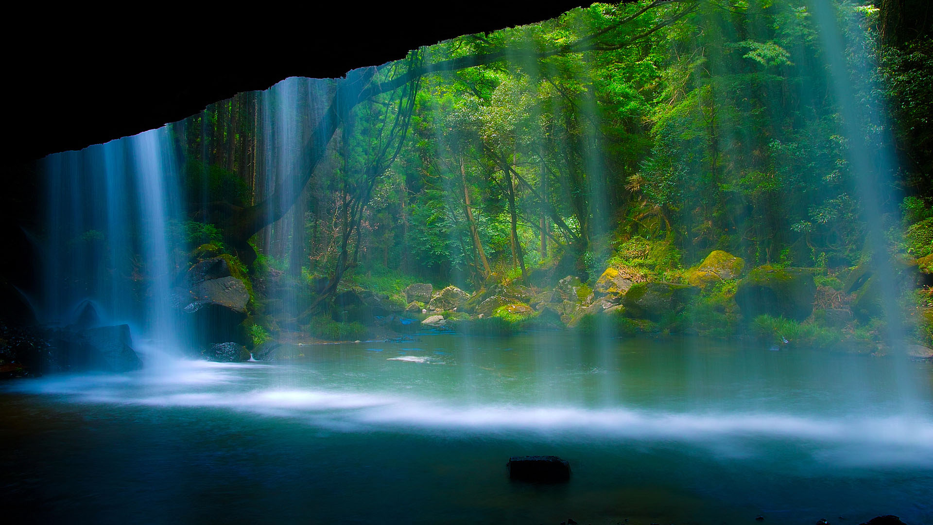 ['高清瀑布壁纸 自然风景 桌面背景 山水画']