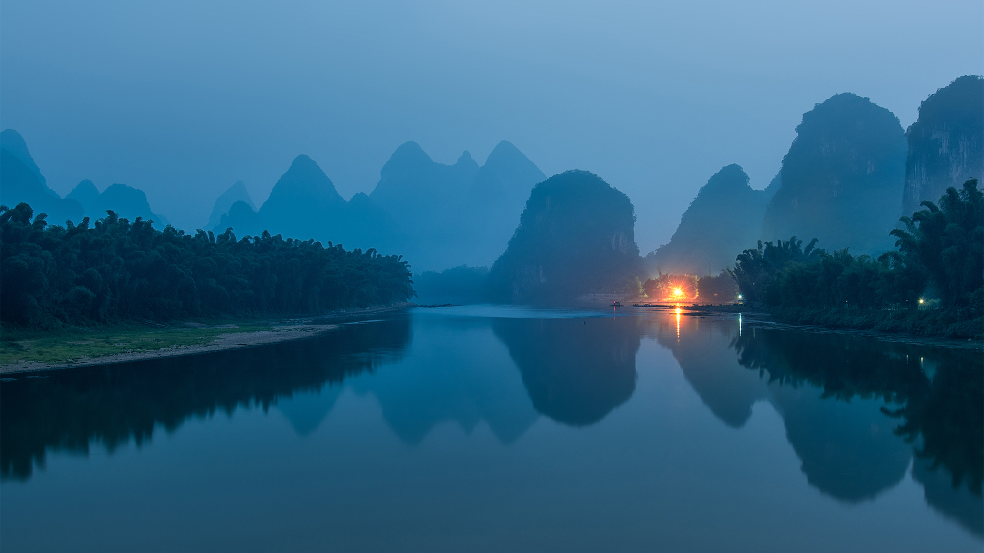 ['早晨 桂林漓江 山水风景 高清壁纸']