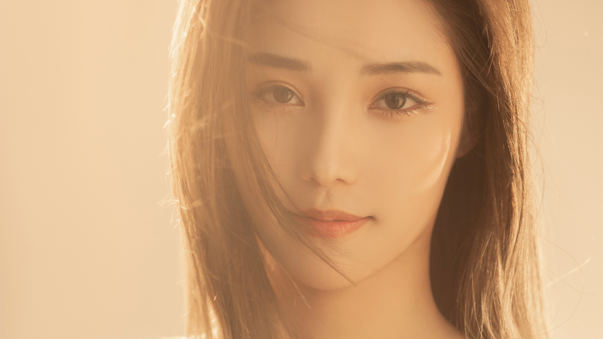 ['清纯长发美女 2K高清壁纸 美丽眼睛']