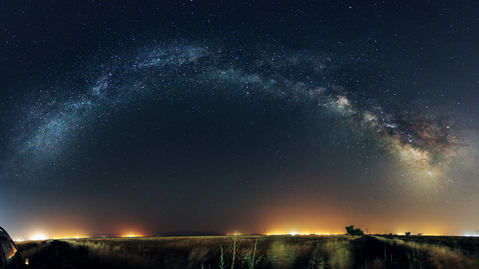 ['夜晚星空 繁星 弧形设计 高清壁纸 电脑桌面壁纸']