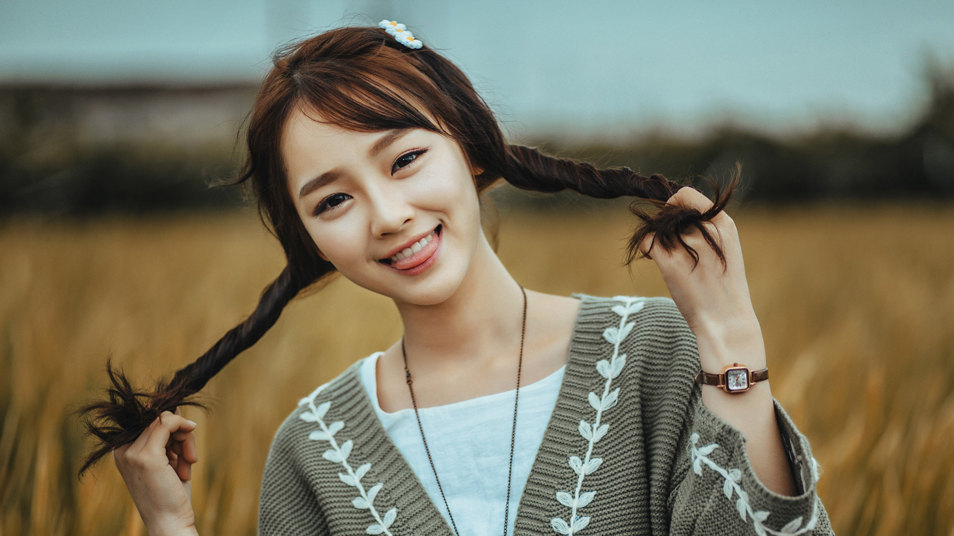 ['双马尾 美女 卖萌 可爱 桌面壁纸']